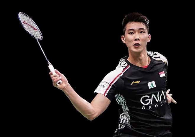 仅暴露了身 仅暴露了身