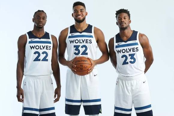 断制造错位 断制造错位